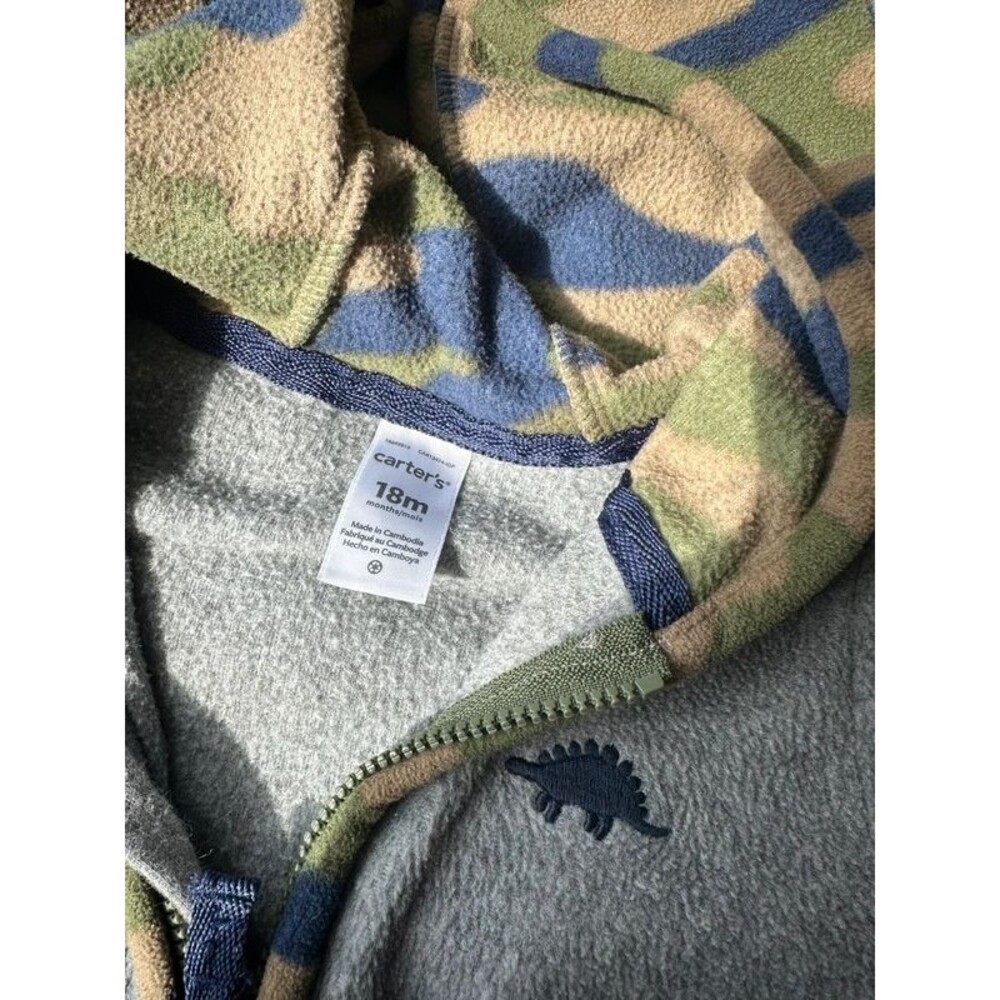 Carters romper - Picture 2 of 2